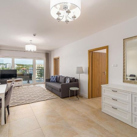 Family Holiday Apartment Aquamarina Prima By Noclegi Renters Miedzyzdroje Exteriér fotografie